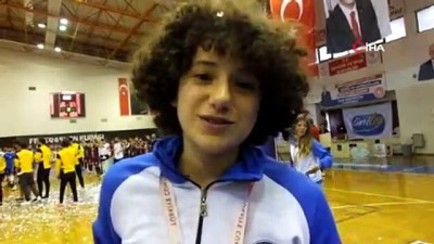 Ünilig Futsal Turnuvası'nda şampiyonlar belli oldu 