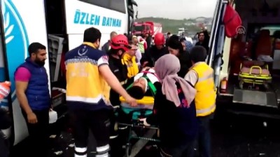 kirim - Yolcu otobüsü ile tır çarpıştı: 7 yaralı - DÜZCE Videosu