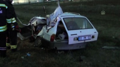sparta - Zincirleme trafik kazası: 2 ölü, 2 yaralı - KONYA Videosu