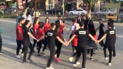 koordinat - Atatürk'ün Samsun'a çıkışının 100. yıl dönümünde atabarı oynadılar - SİİRT  Videosu