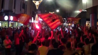 cenin - Balıkesir'de Galatasaray'ın şampiyonluk coşkusu  Videosu