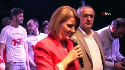  Kocaeli’de 19 Mayıs coşkusu Mehmet Erdem konseri ile yaşandı 