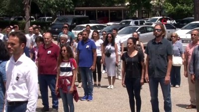  Öldürülen arkeoloğa Türk bayrağı ve Galatasaray formasıyla gözyaşları içinde tören 