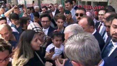 tabid -  Binali Yıldırım'dan gazetecilere 'yer sofrası' yanıtı Videosu