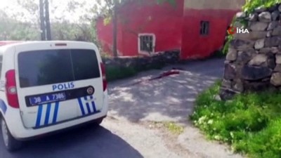 yardim cagrisi -  Kayseri'de dehşet...17 yaşındaki genç karnından ve sırtından bıçaklanarak öldürüldü  Videosu