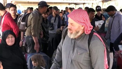 hanli - Suriyeliler bayram için ülkelerine gidiyor - HATAY  Videosu