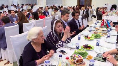 iftar sofrasi - Türk iş adamlarından şehit aileleri için iftar sofrası - BAKÜ Videosu