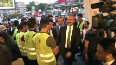 bayrak yarisi -  Adalet Bakanı Gül AK Parti Ankara İl Gençlik Kolları iftarında Videosu