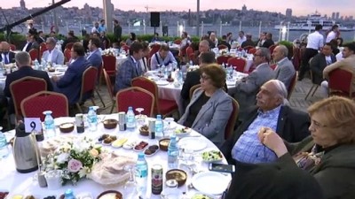 secim suresi - 'Türk İslam coğrafyasının ciddi sorunlarla karşı karşıya olduğunu görüyoruz' - İSTANBUL Videosu