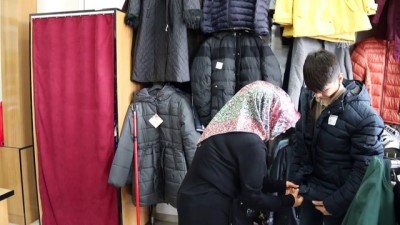 iftar cadiri - Van'da ihtiyaç sahipleri için evlere sıcak yemek götürülüyor  Videosu
