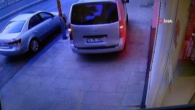 elektrik supurgesi -  Genç kızın kendilerini görüntülemesine aldırmayan hırsızlar kamerada  Videosu