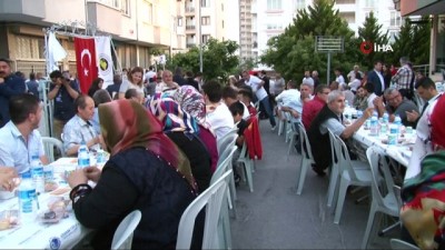 iftar yemegi -  Alaşehir Belediye Başkanı Öküzcüoğlu İstanbul’daki Alaşehirlilerle iftarda bir araya geldi  Videosu