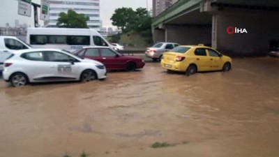 su baskini -  Göztepe Kavşağı’nda araçlar mahsur kaldı  Videosu