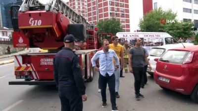 yasli kadin -  Ünlü oyuncunun kardeşini evden itfaiye kurtardı  Videosu