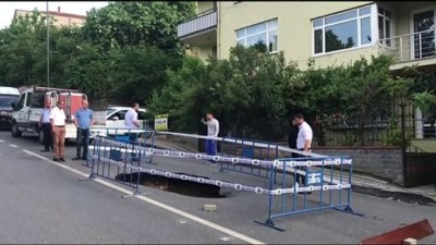 zabita - Üsküdar'da yolda çökme - İSTANBUL Videosu