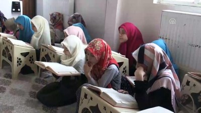 siyer - 40 yıldır hafız yetiştiriyor - SİİRT Videosu