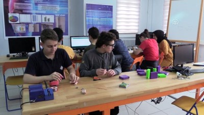 girisimcilik - Atık bilgisayar bataryalarından 'Yeşilbank' ürettiler - BURSA  Videosu