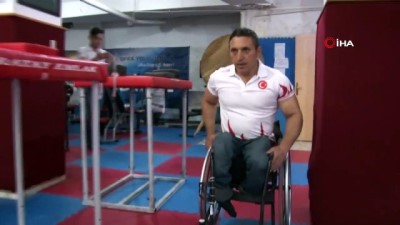 engelli arabasi - Bedensel engelli bilek güreşçinin hedefi dünya şampiyonluğu Videosu