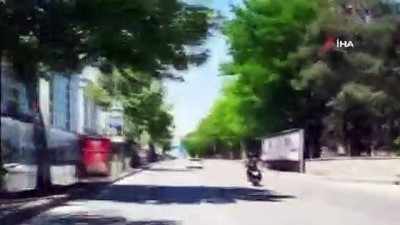 polis ekipleri -  O sürücünün ehliyetinden 30 puan düşürüldü, para cezası uygulandı  Videosu