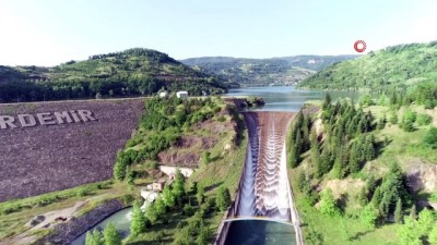 maden iscisi -  Su seviyesi yüzde 100'e ulaşan Kızılcapınar Barajı havadan görüntülendi Videosu