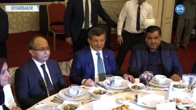 iftar yemegi - Davutoğlu Diyarbakır’da AKP’yi Eleştirdi Videosu