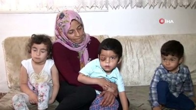  Gözündeki kitle giderek büyüyen Suriyeli Muhammed tedavi için yardım bekliyor 