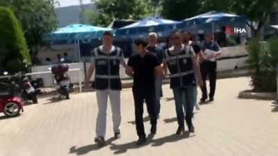 polis ekipleri -  Kuyumcu soyguncusu adli kontrolle serbest bırakıldı  Videosu