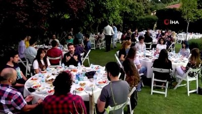 iftar yemegi -  Rektör Budak, iftarda öğrencileri ağırladı Videosu