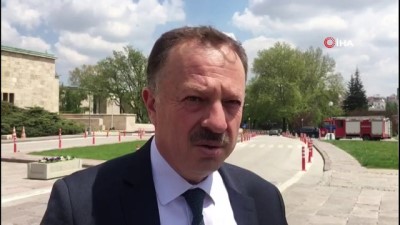 kamu gorevlileri -  AK Parti YSK temsilcisi ve AK Parti Isparta Milletvekili Recep Özel:'Dün kurul üyelerine karşı açıkça verecekleri karardan dolayı tehdidi, açık açık suç teşkil ediyor'  Videosu