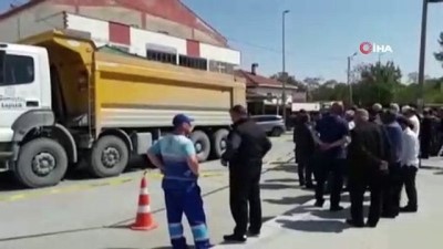 kahvehane -  Hafriyat kamyonu Arnavutköy’de can aldı Videosu