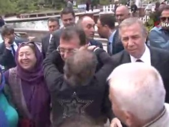 belediye baskanligi -  İmamoğlu ve Yavaş, Cuma Namazını Hacı Bayram Camii’nde kıldı Videosu