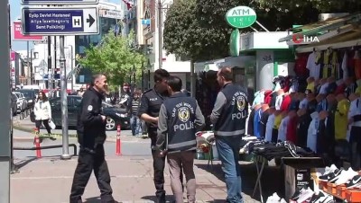 kiz kardes -  Kız kardeşini ve yanındaki şahsı cadde üzerinde vurdu Videosu