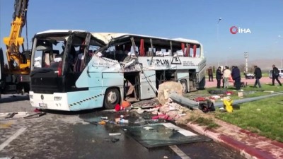 isci servisi -  Konya'da işçi servisi ile tır çarpıştı, olay yerine salık ekipleri sevk edildi: 1 ölü çok sayıda yaralı var  Videosu