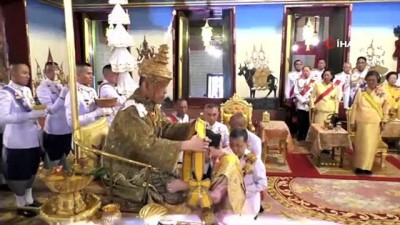 brahman -  - Tayland Kralına Törenle Taç Giydirildi
- Taç Giyme Töreni 3 Gün Sürecek Videosu