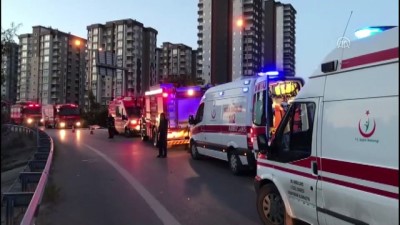 yolcu otobusu - Yolcu otobüsü yoldan çıkarak şarampole devrildi (2) - ADANA  Videosu