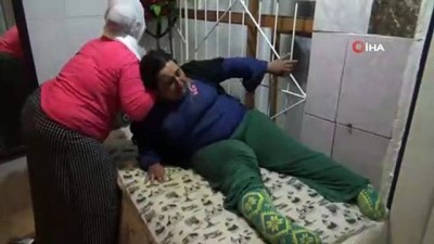 talak -  Doktorun hatası engelli kızı bakım maaşından etti iddiası  Videosu
