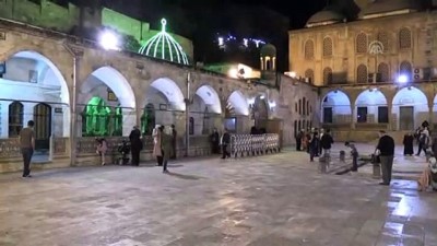riva - Ramazan ayının ilk teravih namazı kılındı - ŞANLIURFA Videosu