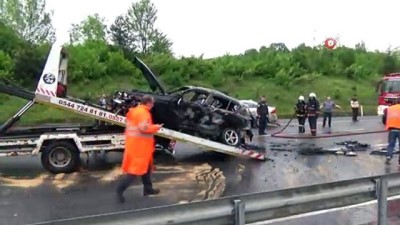  TEM Otoyolunda zincirleme kaza meydana geldi: 1 araç yandı