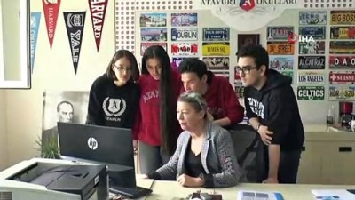 genel kultur -  Türk öğrenciler İngilizce dalında Moskova şampiyonu  Videosu