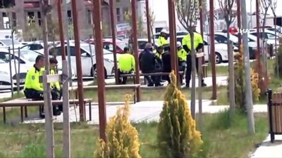  Ankara'da bir araç polis uygulama noktasına daldı: 1 polis şehit oldu 