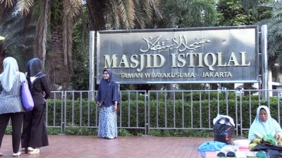 aksam ezani - Endonezya’da ilk iftar heyecanı - CAKARTA Videosu