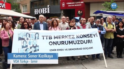 Hekimlere Verilen Ceza İzmir’de de Protesto Edildi