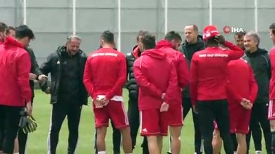 Sivasspor, Göztepe hazırlıklarına başladı 