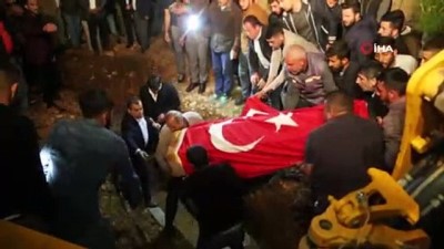 bassagligi -  Sivil şehitler Silopi'de toprağa verildi  Videosu