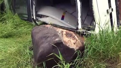 yolcu minibus - Yolcu minibüsü devrildi: 8 yaralı - ŞANLIURFA  Videosu