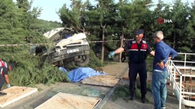 celik bariyer -  Antalya'da trafik kazası: 1 ölü  Videosu
