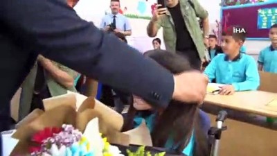 dans gosterisi -  Sosyal medya gündemine oturan Zeynep’e validen hediye  Videosu