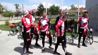 bisiklet -  19 günde 1919 km pedal çevirmeyi hedefleyen bisikletçiler Erzincan’a ulaştı  Videosu