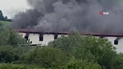  - Bosna Hersek'te Göçmen Kampında Büyük Yangın: 30 Yaralı 