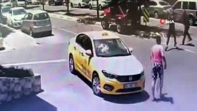 kirkoy -  Annesine sarkıntılık yaptığı iddia edilen taksiciyi demir sopayla böyle dövdü  Videosu